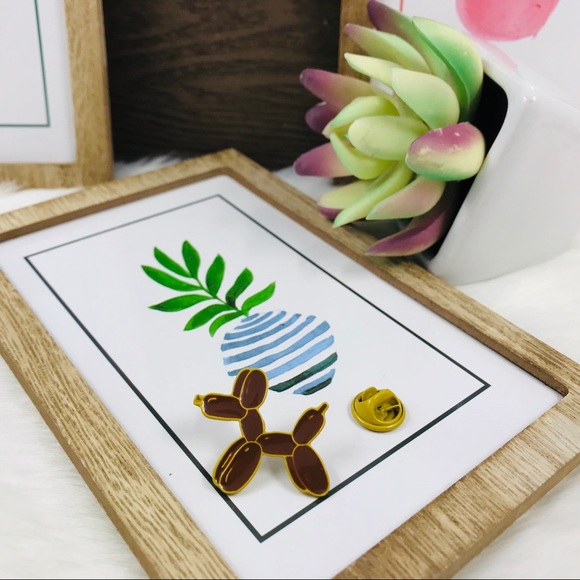 ‼️5 for $25 SALE‼️ Brown Balloon Dog Enamel Pin - Picture 2 of 4